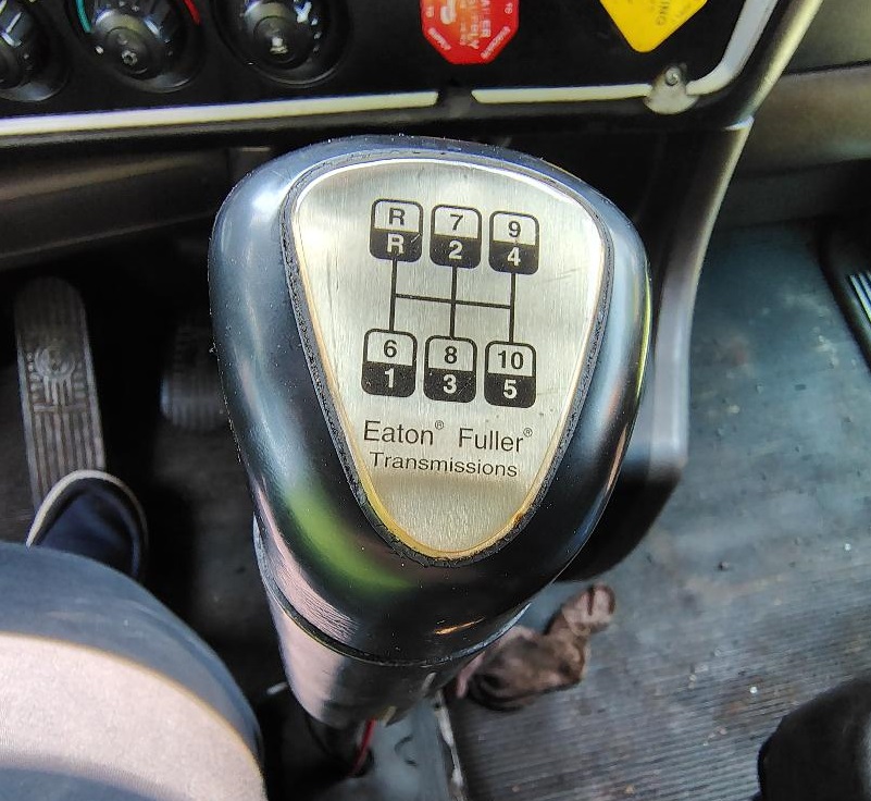 2007 KENWORTH W900 - Image 19